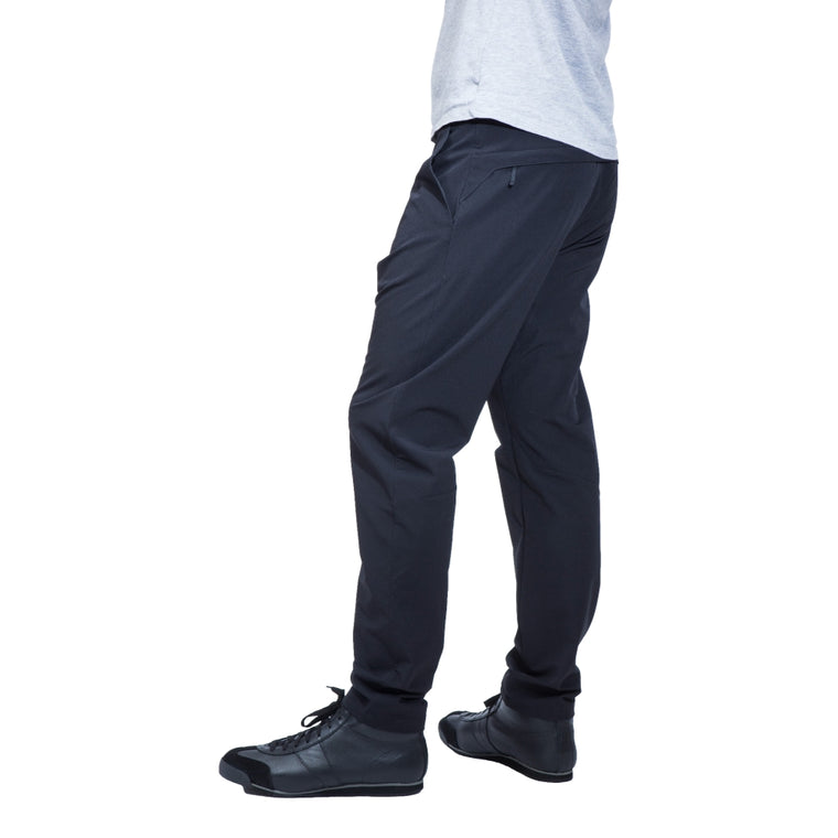 POUTNIK MONK PANTS-BLACK