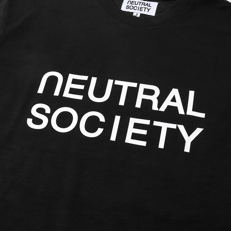 NEUTRAL SOCIETY RAW EDGE NS LOGO BIG TEE-BLACK