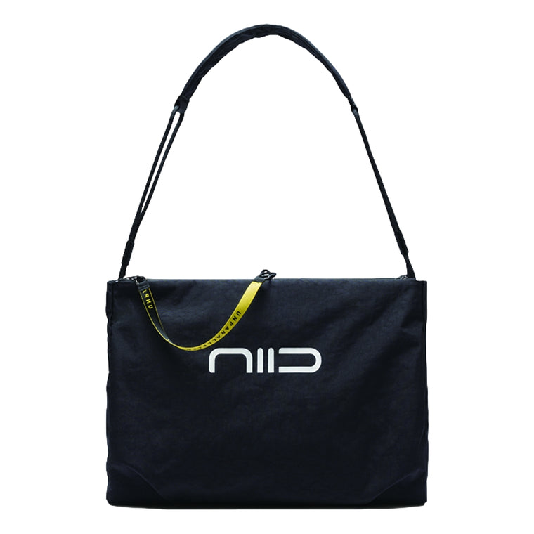 NIID ST@TEMENT S7 TOTE-BLACK/WHITE