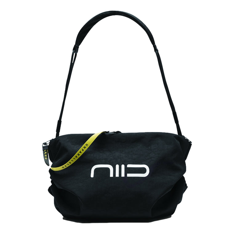 NIID ST@TEMENT S7 TOTE-BLACK/WHITE