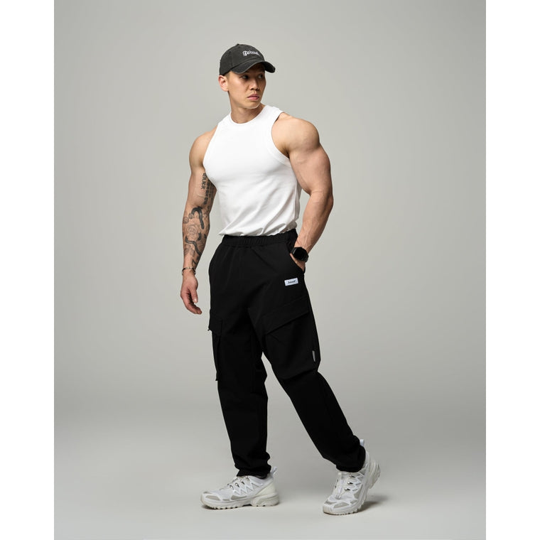 TEAMJOINED TECH POACKETS GYM CARGO PANTS-BLACK