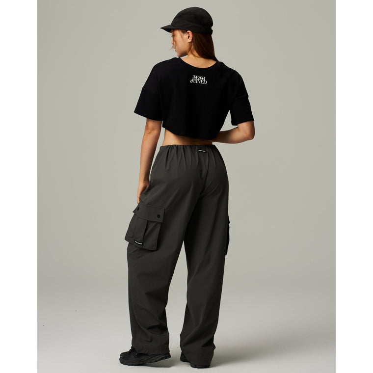 TEAMJOINED W AURA CROP TOP OVERSIZED-BLACK